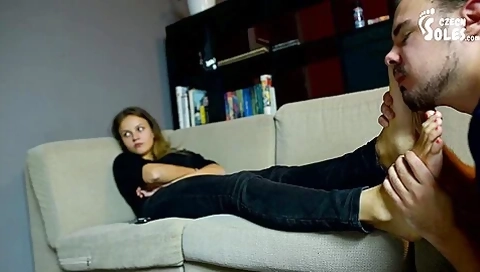teen 18+ Girlfriend Gets Her Amazing Feet Worshiped While Watching Tv (cze