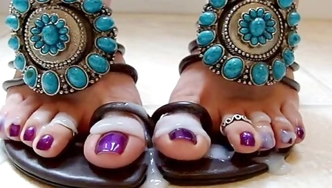 Close Up Purple Big Toes Nails