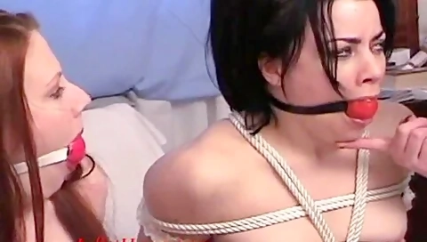 Kate An Lidya Slaves