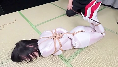 Shibari Training With Spandex