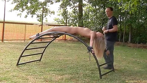 Best Adult Clip Outdoor Check Uncut