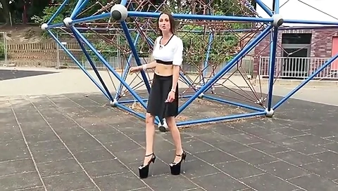 European Hottie Lara Von Orten Poses In Her Hot Outfit & High Heel