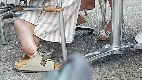 Chinese Woman Bare Soles Free Clip
