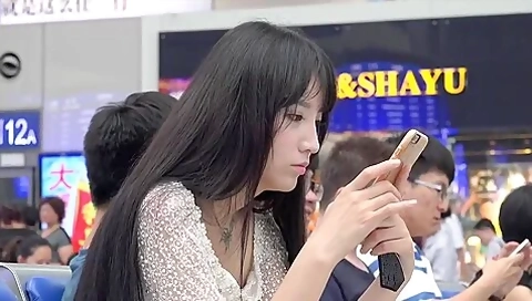 Sizzling Asian Beauty Caught In Public Dangling Her Ballerinas