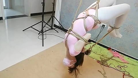 Chinese Bondage - Suspended In Ropes